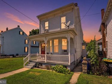 506 W MARKET STREET, ORWIGSBURG, PA 17961