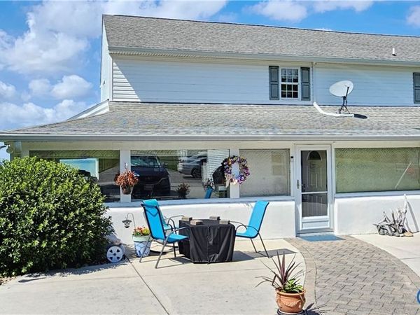 617 Sheepside Road, Dunnsville, VA 22504
