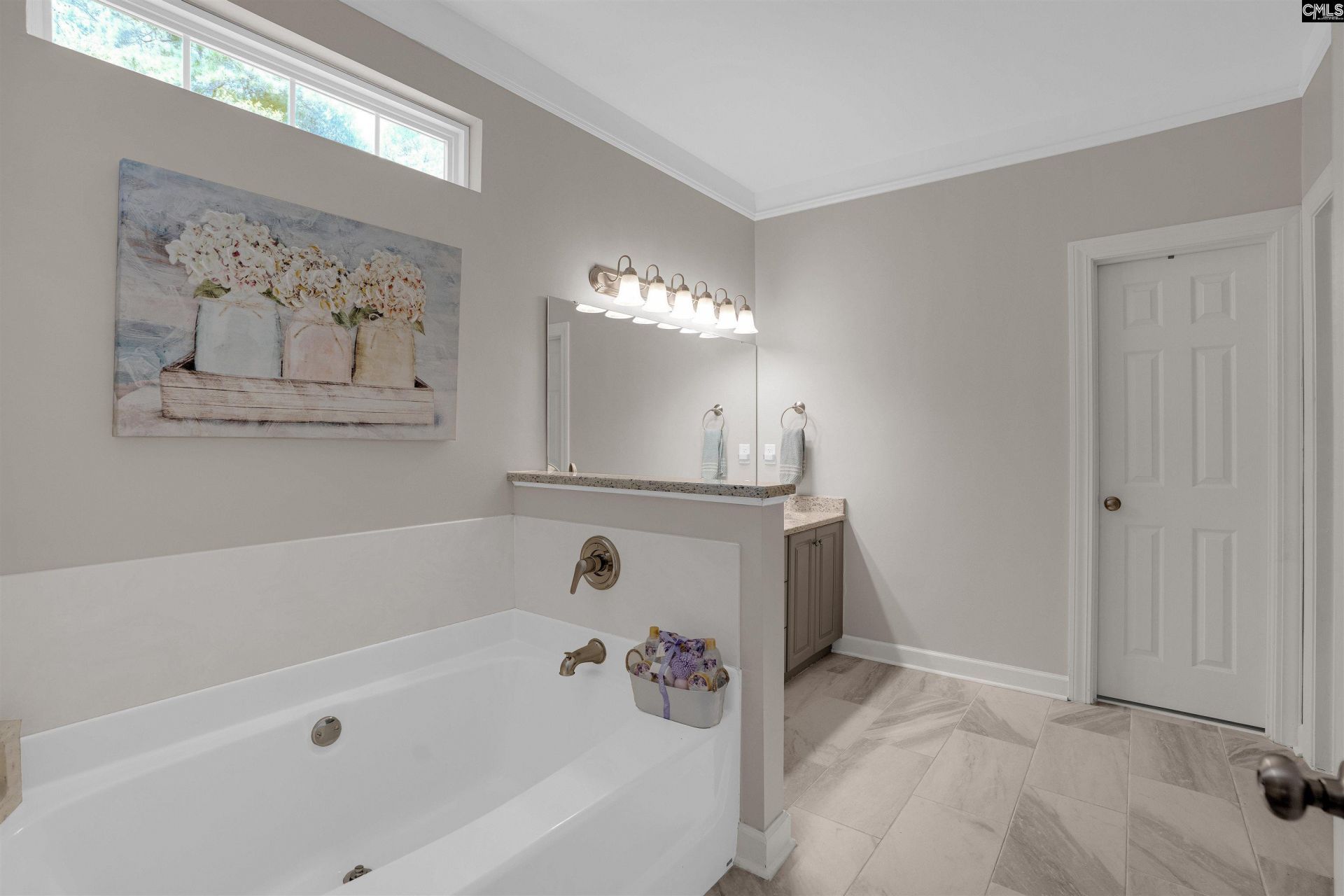 130 Chestnut Woods Lane  Photo 22