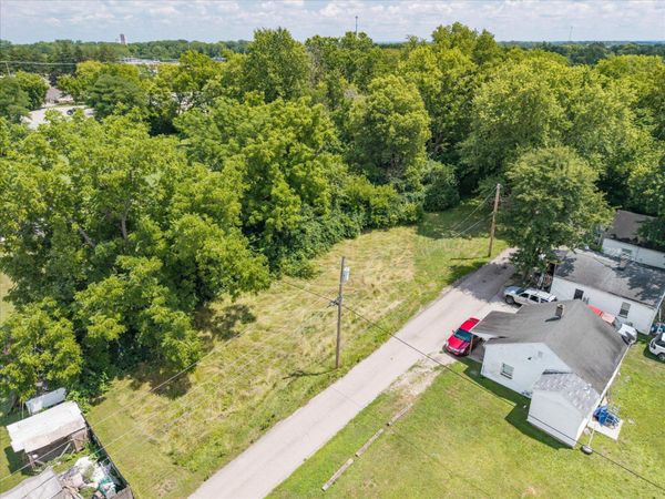 831 Flint Drive , Washington Court House, OH 43160