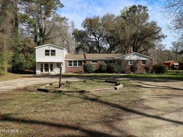 1190 Blue Creek Road , Jacksonville, NC 28540