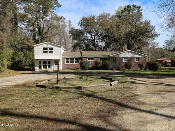 1190 Blue Creek Road , Jacksonville, NC 28540