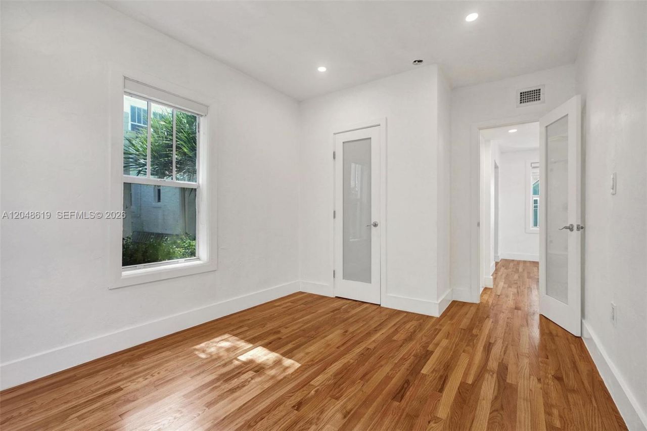 935 Meridian Ave , Unit 2, Miami Beach, FL 33139 Photo