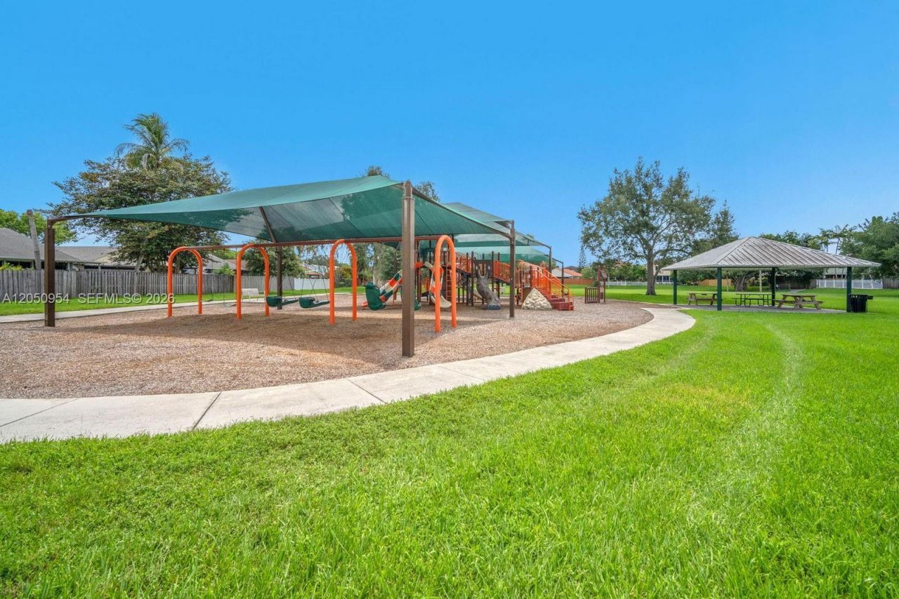 3950 SW 82nd Ter , Davie, FL 33328 Photo