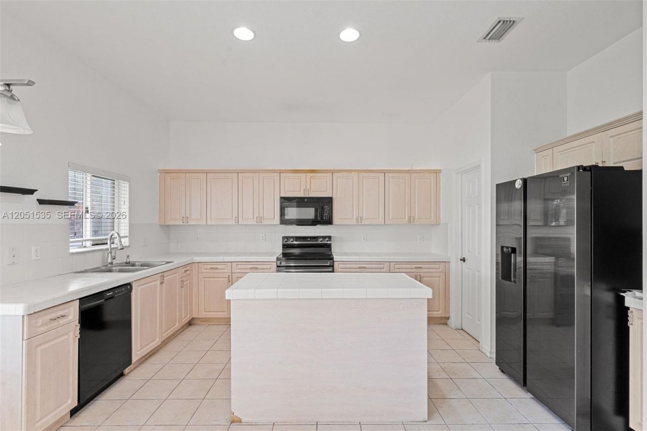 1916 SE 23rd Ave , Homestead, FL 33035 Photo
