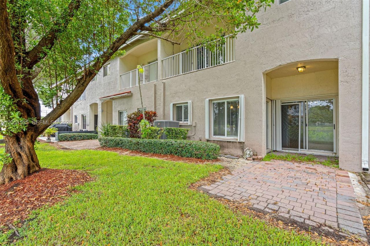 1916 SE 23rd Ave , Homestead, FL 33035 Photo