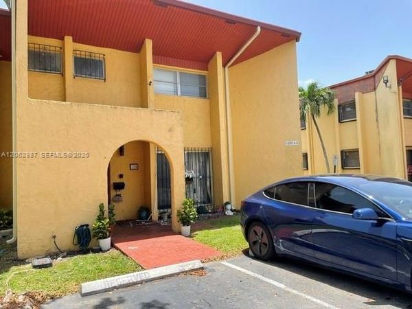 13721 SW 84th St, Unit G, Miami, FL 33183