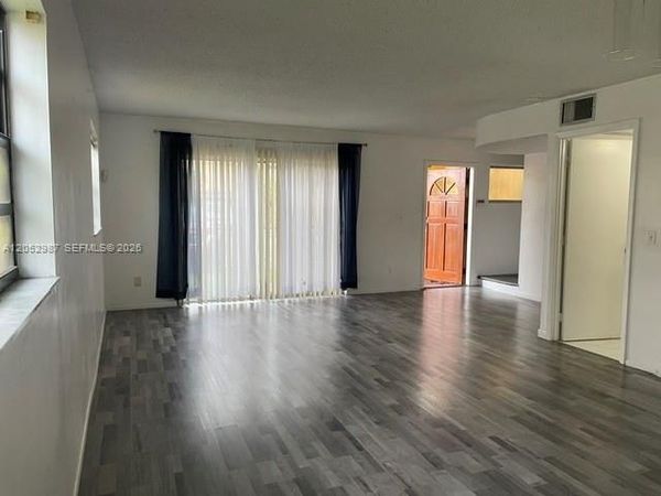 13721 SW 84th St, Unit G, Miami, FL 33183