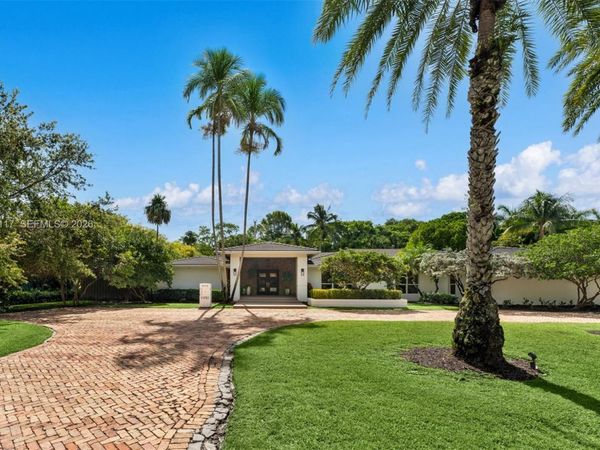 11721 Jacaranda Pl , Coral Gables, FL 33156