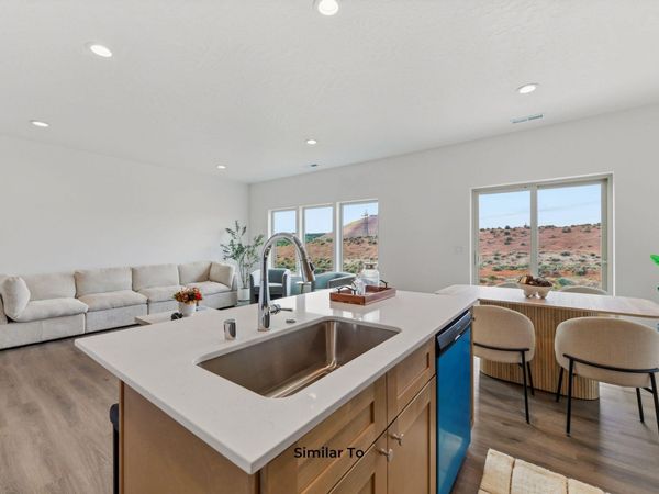 233 N Dewberry Pl, Kennewick, WA 99336