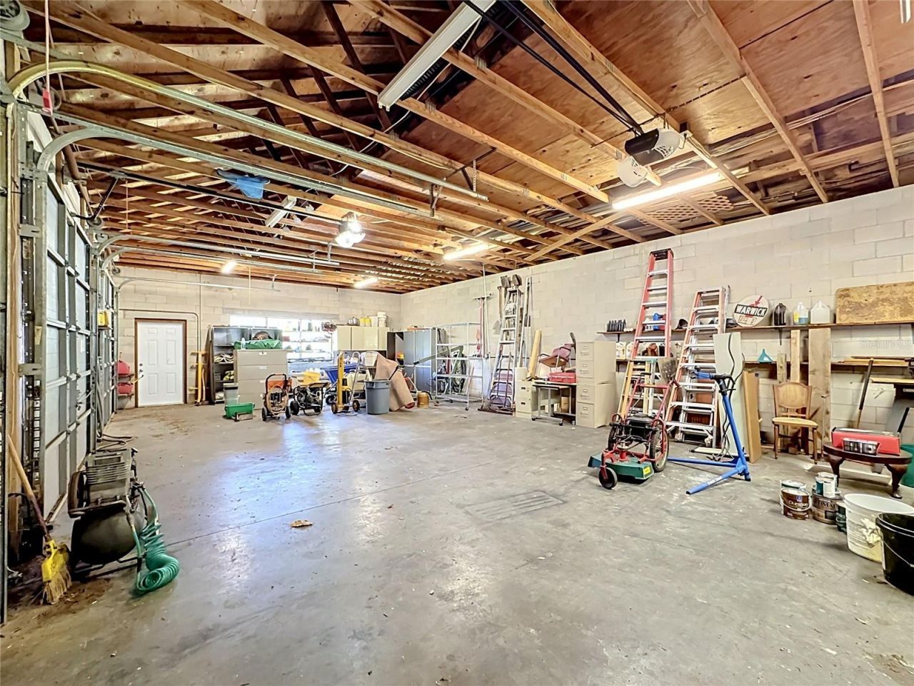 8005 17th Avenue W, Bradenton, FL 34209 Photo