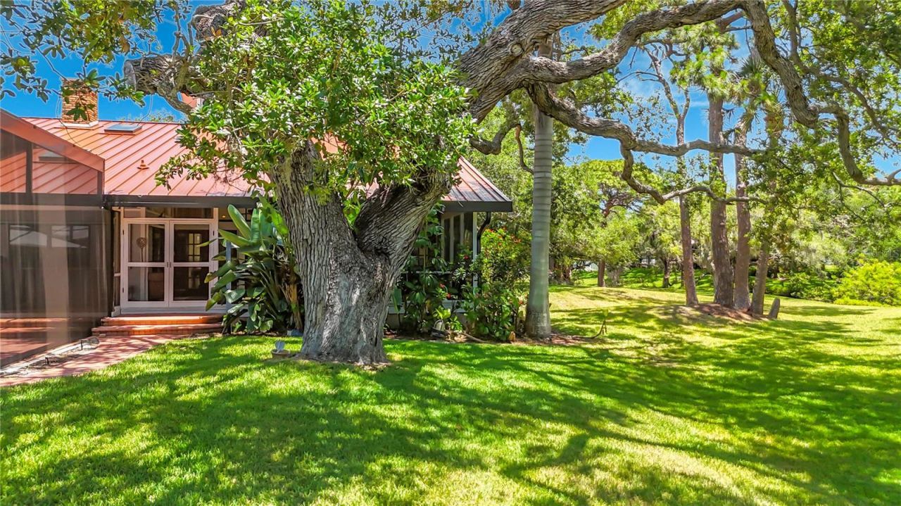 8005 17th Avenue W, Bradenton, FL 34209 Photo