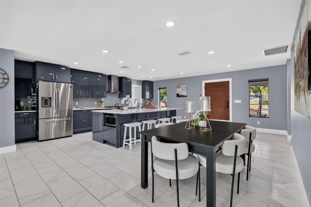 9622 NE Oak Street , Saint Petersburg, FL 33702 Photo
