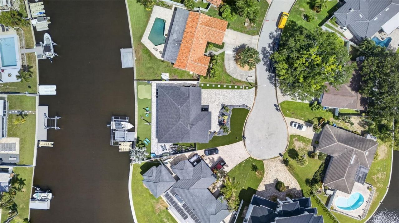 9622 NE Oak Street , Saint Petersburg, FL 33702 Photo