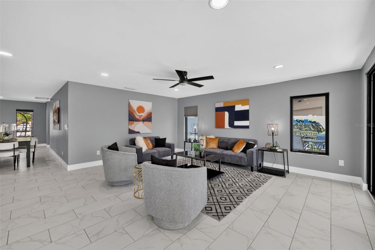 9622 NE Oak Street , Saint Petersburg, FL 33702 Photo