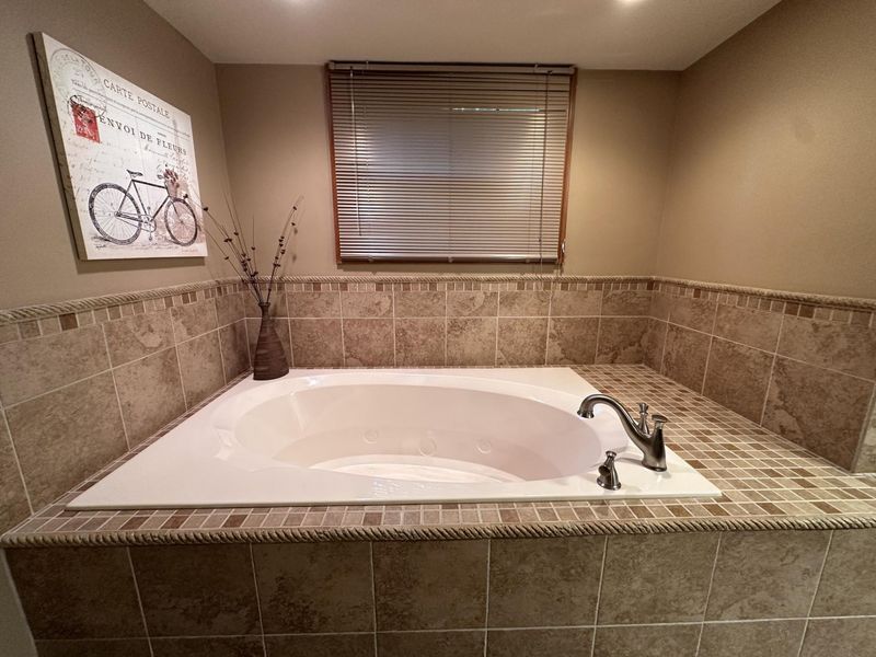 605 Oakwood Drive, Bellefontaine, OH 43311 Photo 25