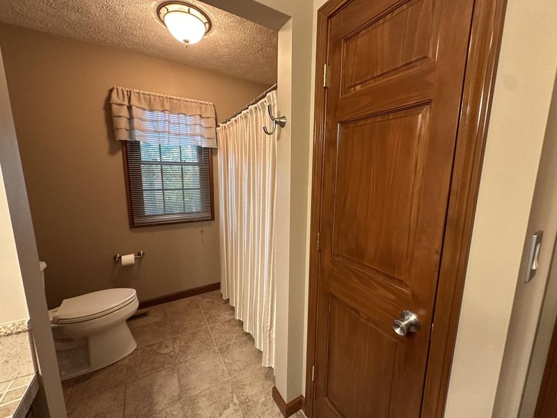 605 Oakwood Drive, Bellefontaine, OH 43311 Photo 31