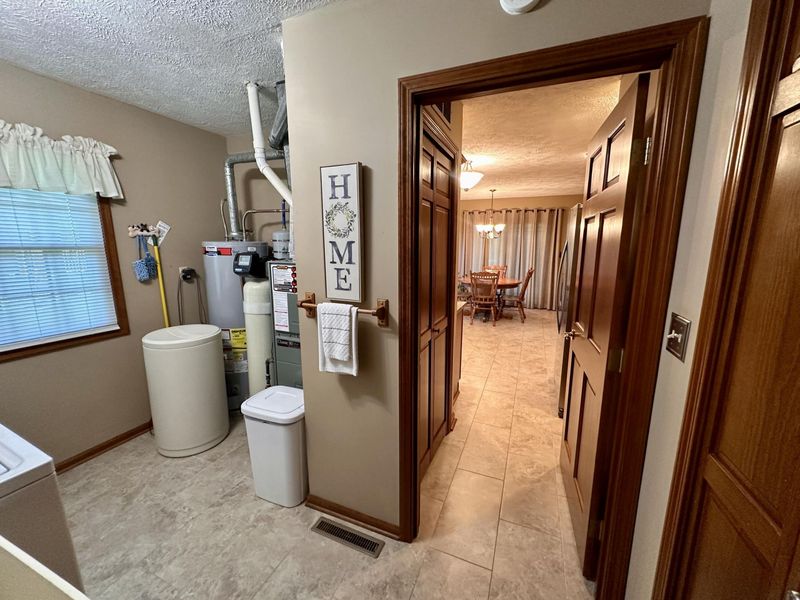 605 Oakwood Drive, Bellefontaine, OH 43311 Photo 35