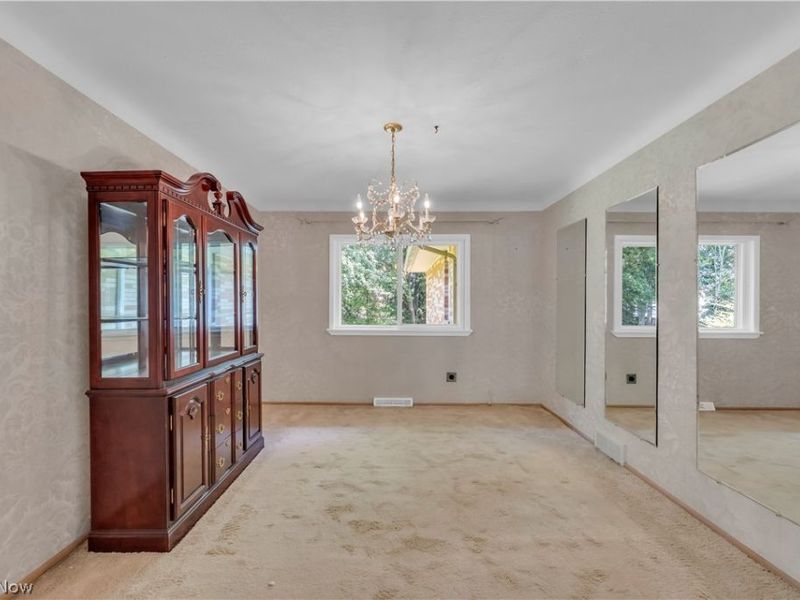 5805 Williamsburg Drive, Highland Heights, OH 44143 Photo 11