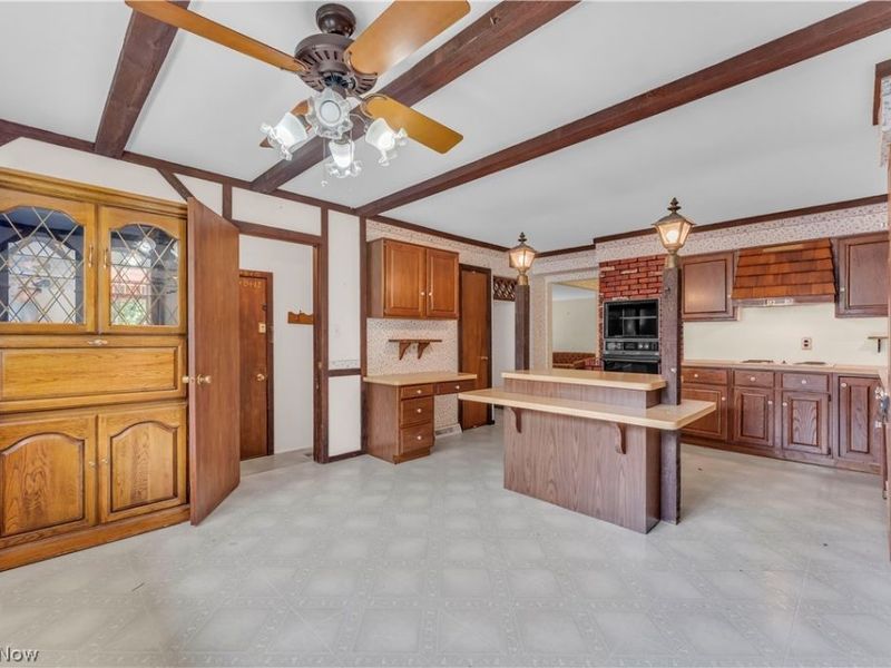 5805 Williamsburg Drive, Highland Heights, OH 44143 Photo 13