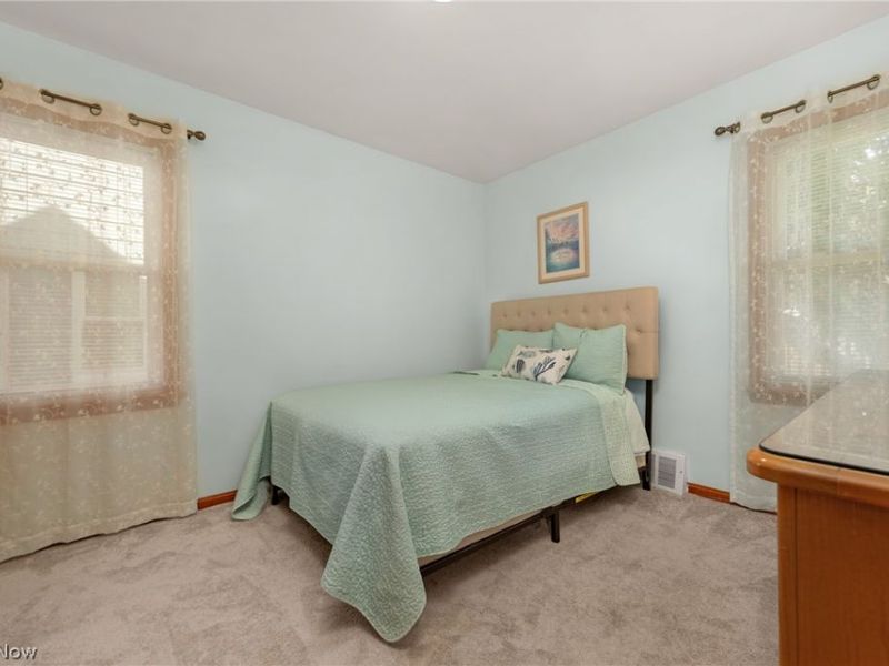 7420 Traymore Avenue, Brooklyn, OH 44114 Photo 24