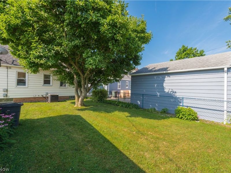 7420 Traymore Avenue, Brooklyn, OH 44114 Photo 34
