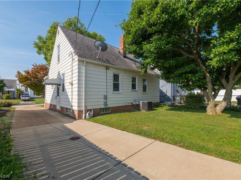 7420 Traymore Avenue, Brooklyn, OH 44114 Photo 38