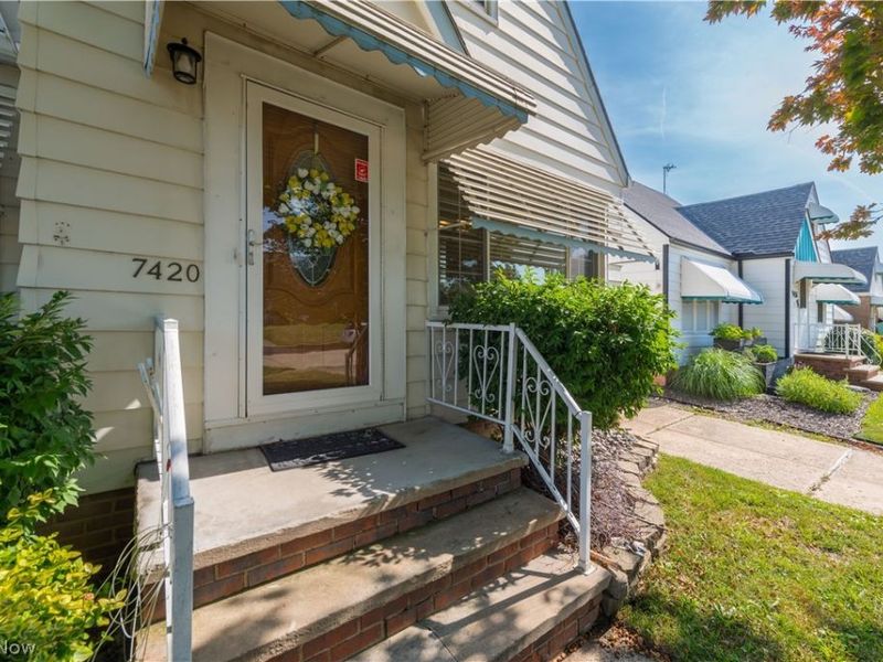 7420 Traymore Avenue, Brooklyn, OH 44114 Photo 6