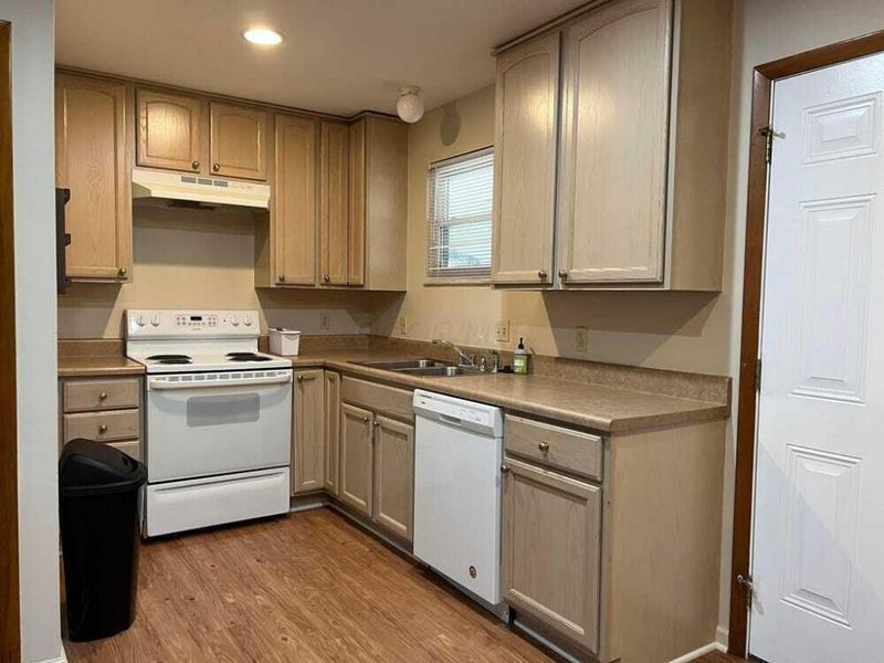 1453 Norma Road , Columbus, OH 43229 Photo 4