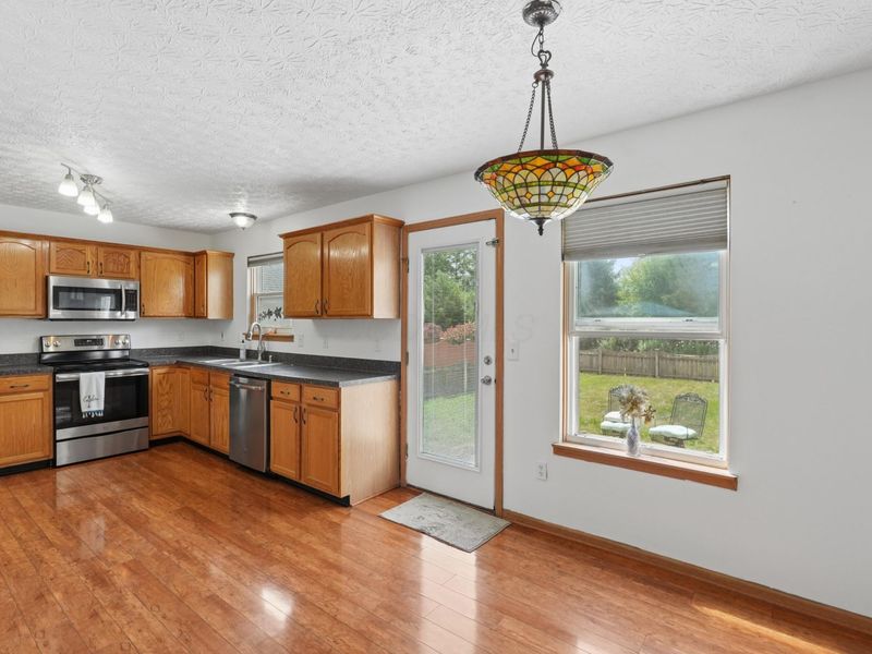 5901 Stillponds Place , Columbus, OH 43228 Photo 10