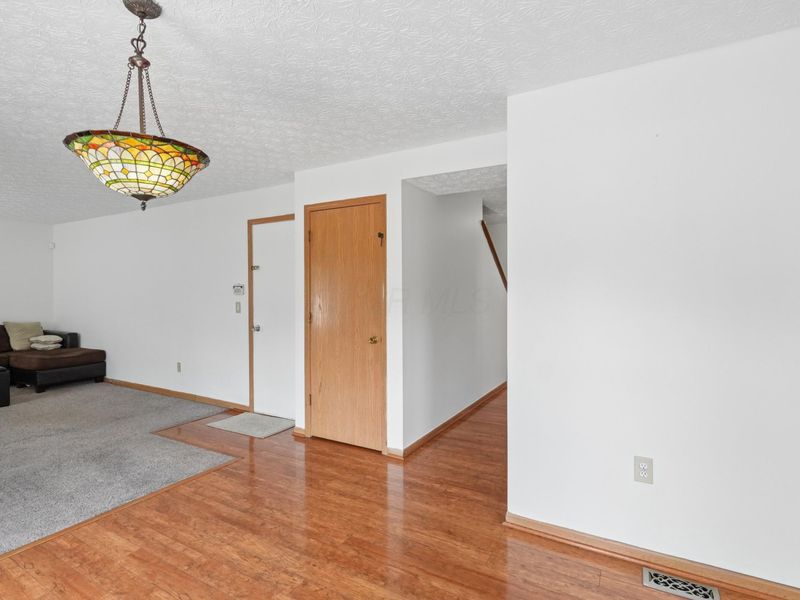 5901 Stillponds Place , Columbus, OH 43228 Photo 12