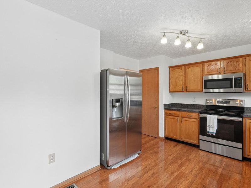 5901 Stillponds Place , Columbus, OH 43228 Photo 17