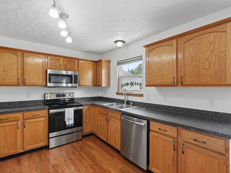 5901 Stillponds Place , Columbus, OH 43228 Photo 19