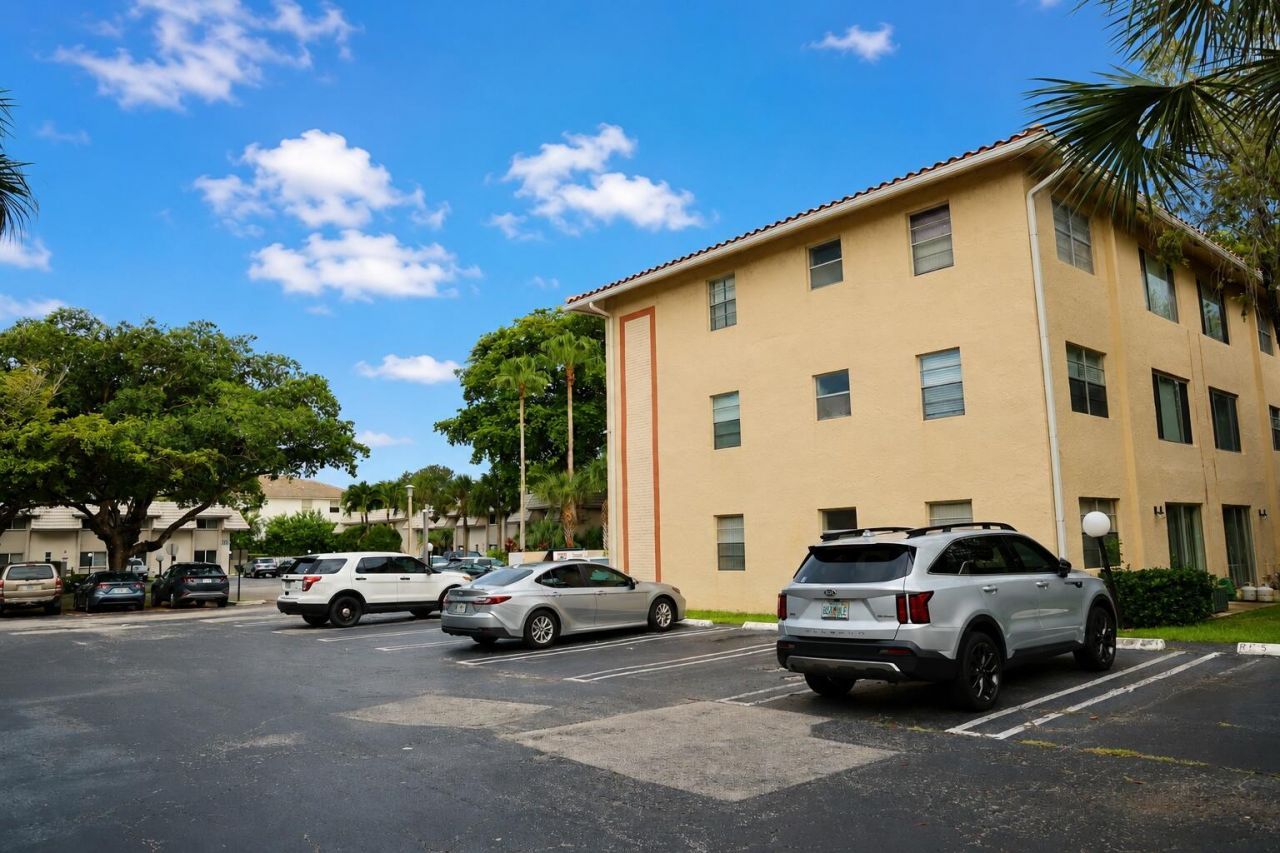 3246 NW 102nd Terrace, Unit 308-f, Coral Springs, FL 33065 Photo