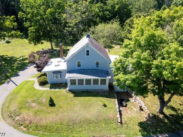 397 Berkshire Valley Rd, Jefferson, NJ 07885