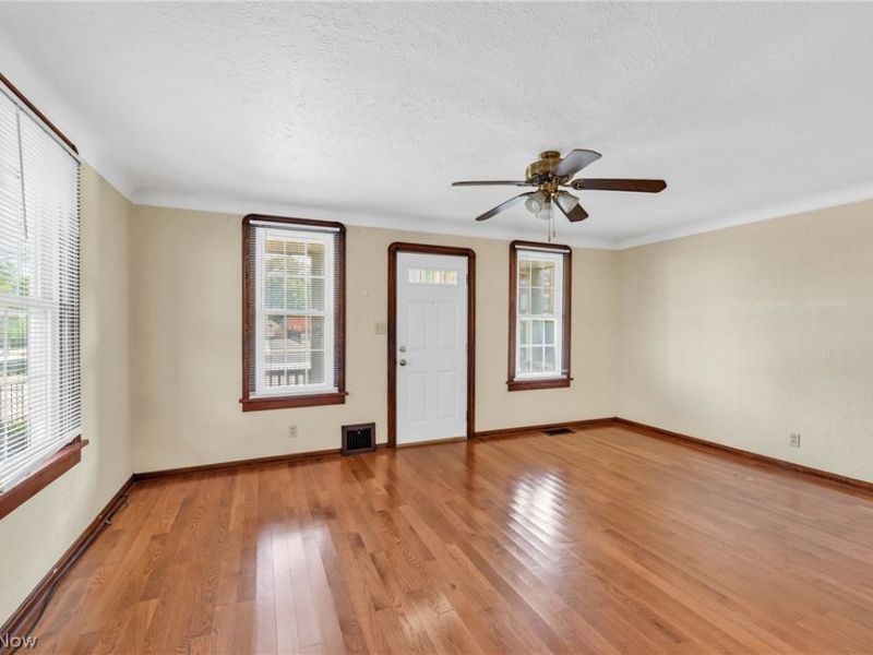 2186 Cornell Road, Cleveland, OH 44106 Photo 11