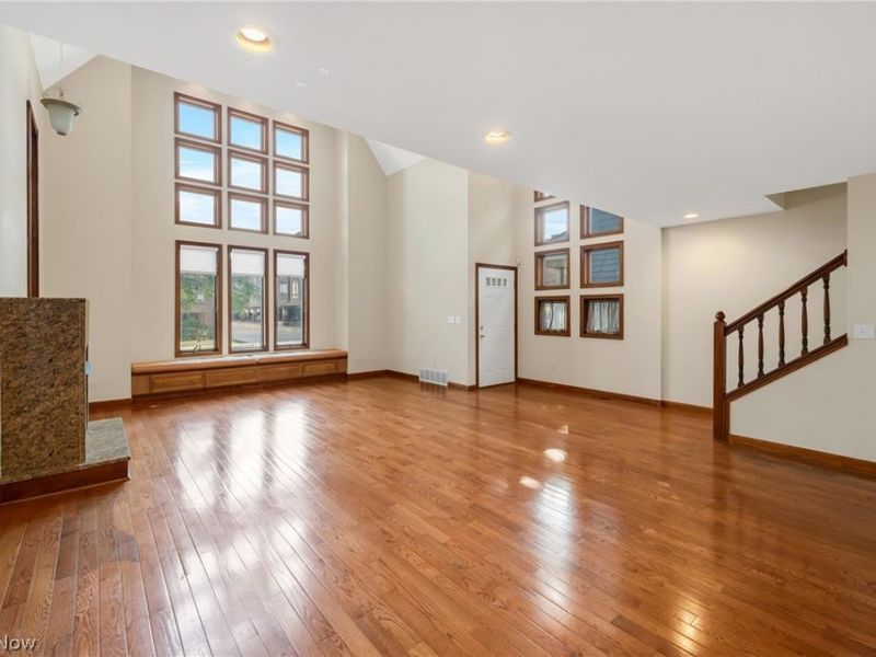 2184 Cornell Road, Cleveland, OH 44106 Photo 11