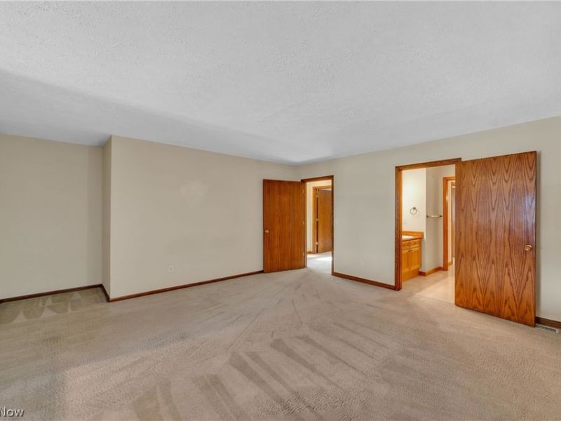 2184 Cornell Road, Cleveland, OH 44106 Photo 25