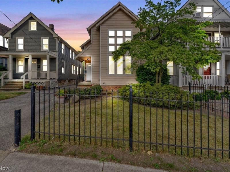 2184 Cornell Road, Cleveland, OH 44106 Photo 3