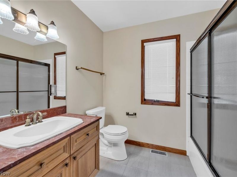 2184 Cornell Road, Cleveland, OH 44106 Photo 31