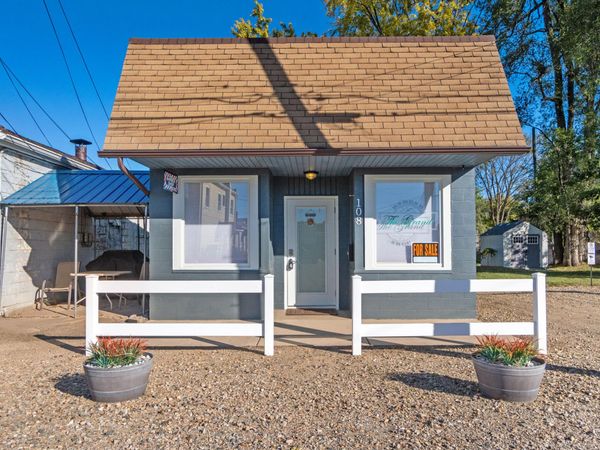 108 Grand Street, Michigan Center, MI 49254