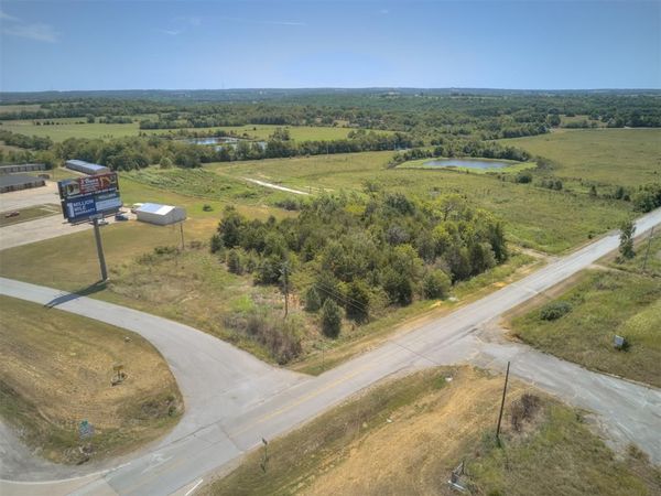 0000 Bryant at Leonard , Henryetta, OK 74437