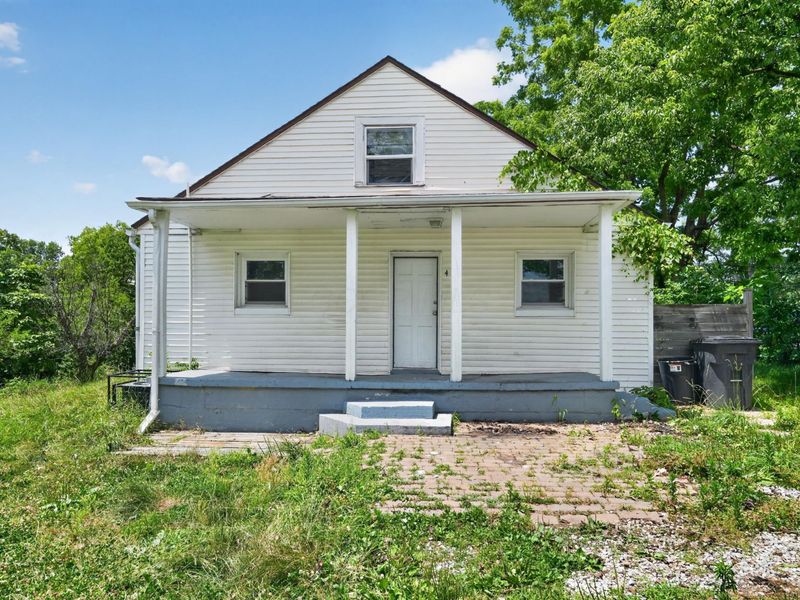 424 Emmit Avenue , Columbus, OH 43228 Photo 2