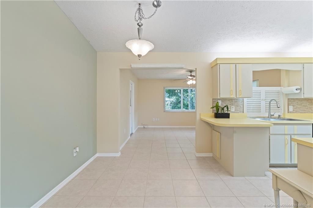 537 NW Sagamore Terrace, Port Saint Lucie, FL 34983 Photo