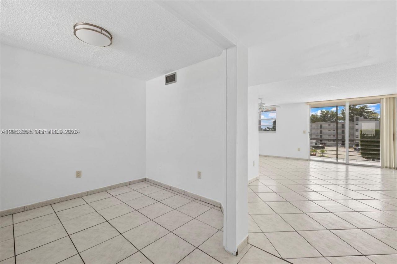 14185 SW 87th St , Unit A-305, Miami, FL 33183 Photo