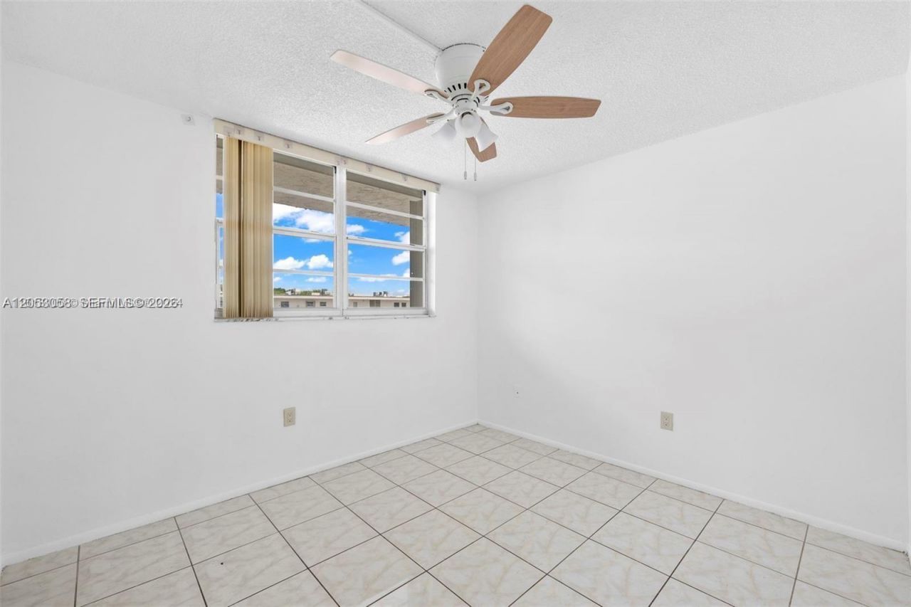 14185 SW 87th St , Unit A-305, Miami, FL 33183 Photo