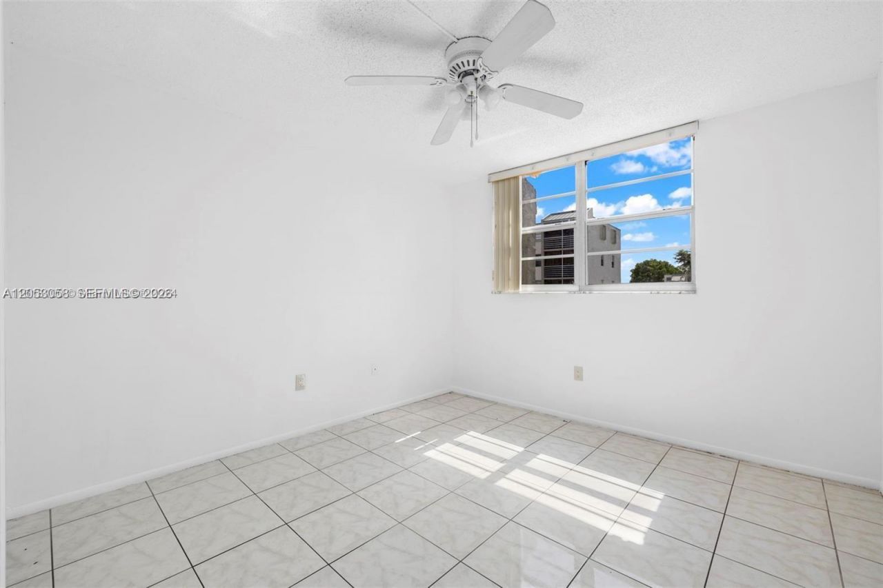 14185 SW 87th St , Unit A-305, Miami, FL 33183 Photo