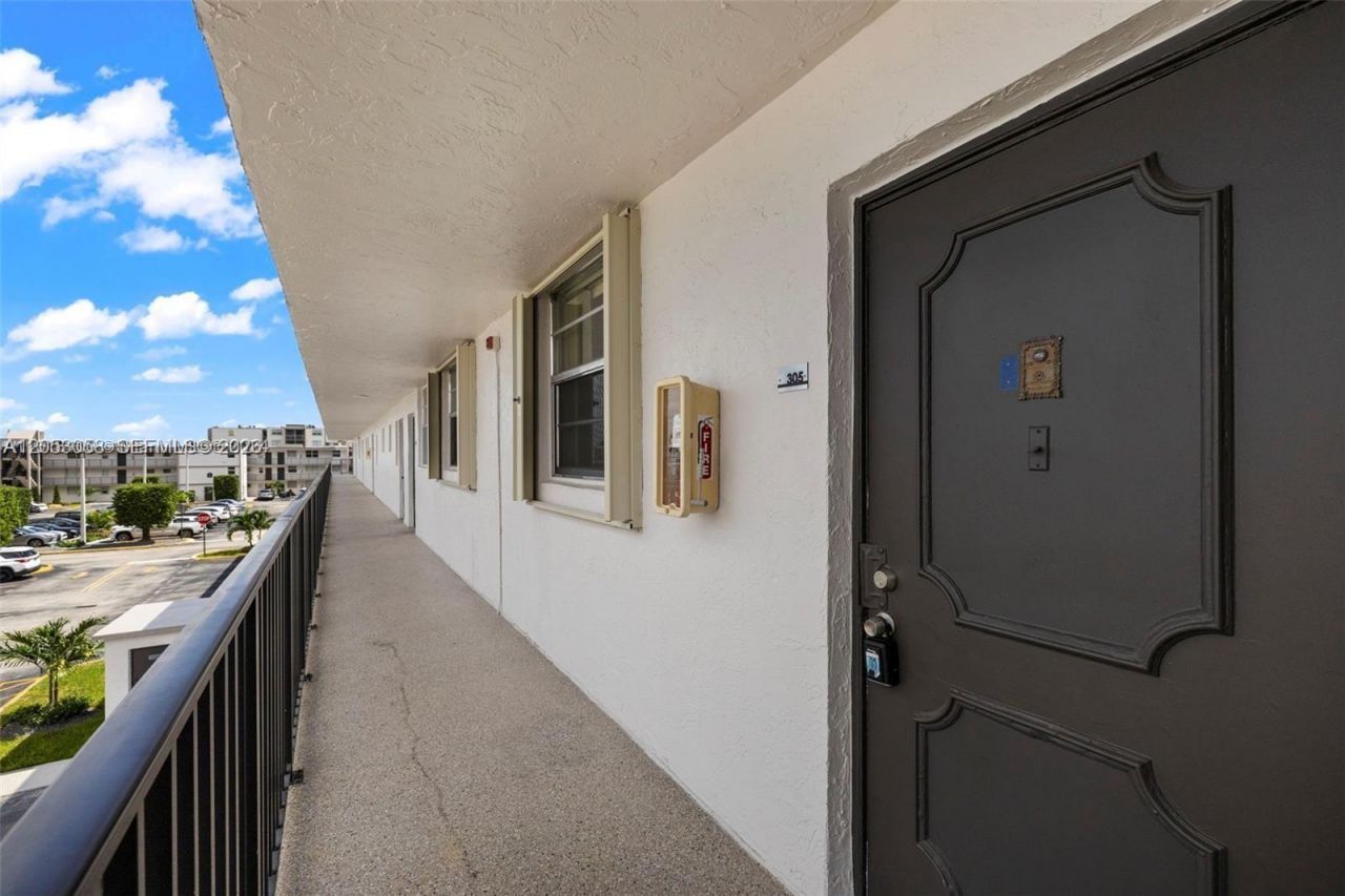 14185 SW 87th St , Unit A-305, Miami, FL 33183 Photo