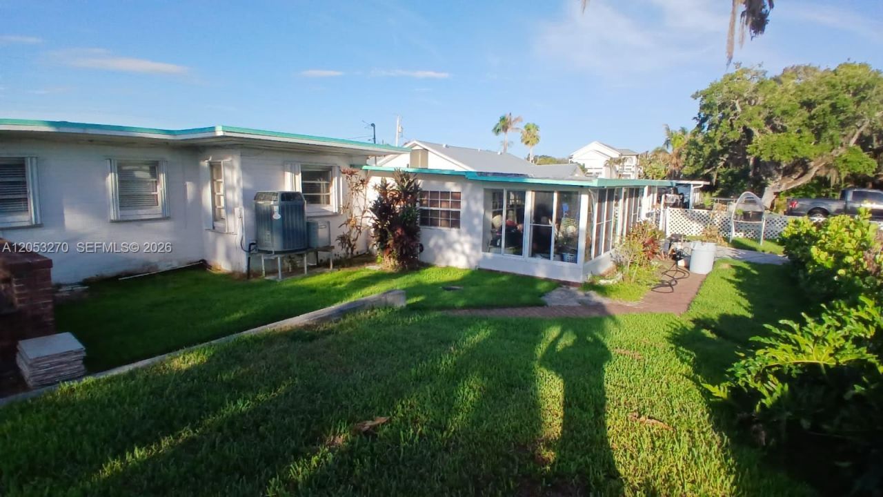 106 Yacht View Ln , Fort Pierce, FL 34946 Photo