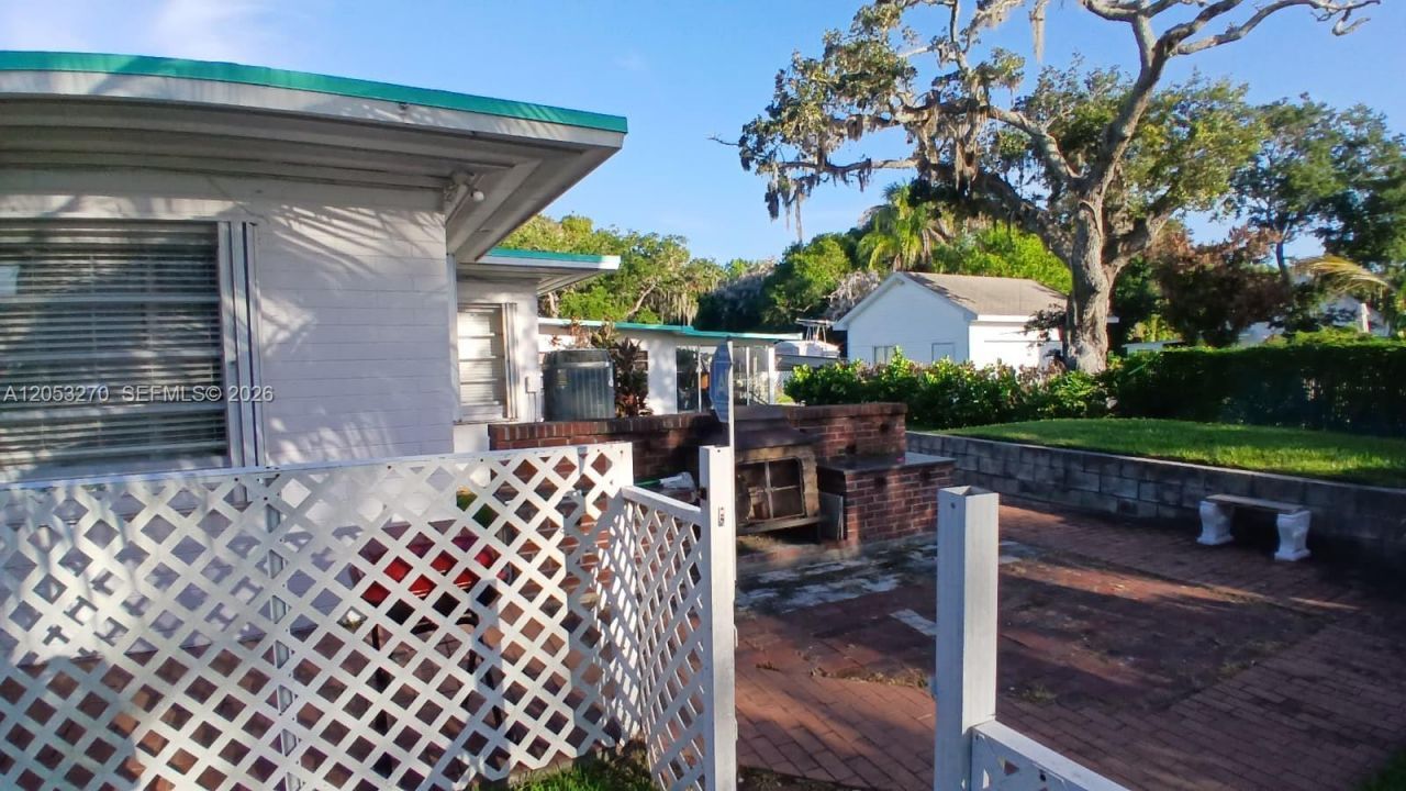 106 Yacht View Ln , Fort Pierce, FL 34946 Photo